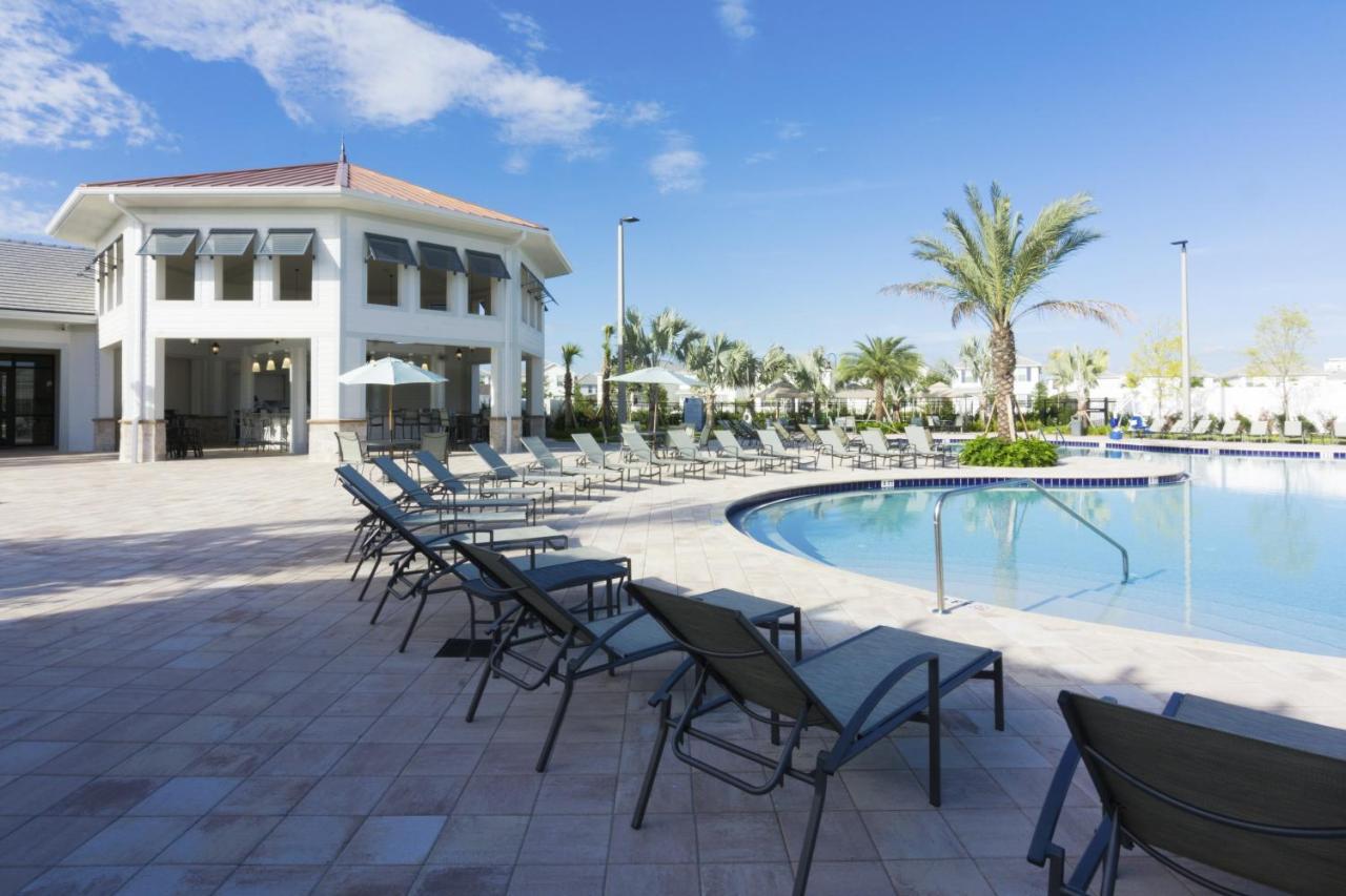 Gorgeous Single With Private Pool Sl4730