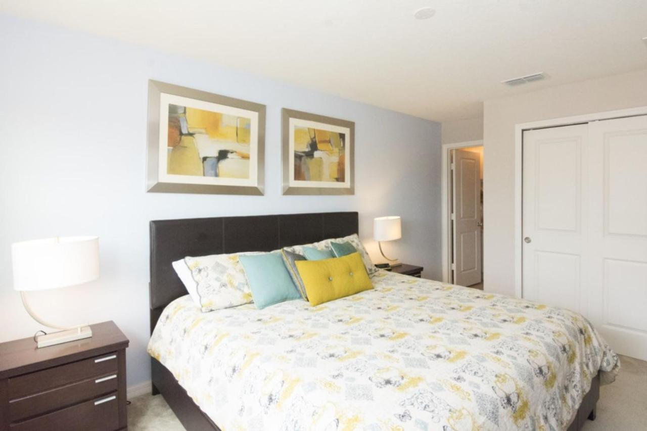 Cozy Townhome With Garage Next To Parks Cb3163 Holiday home