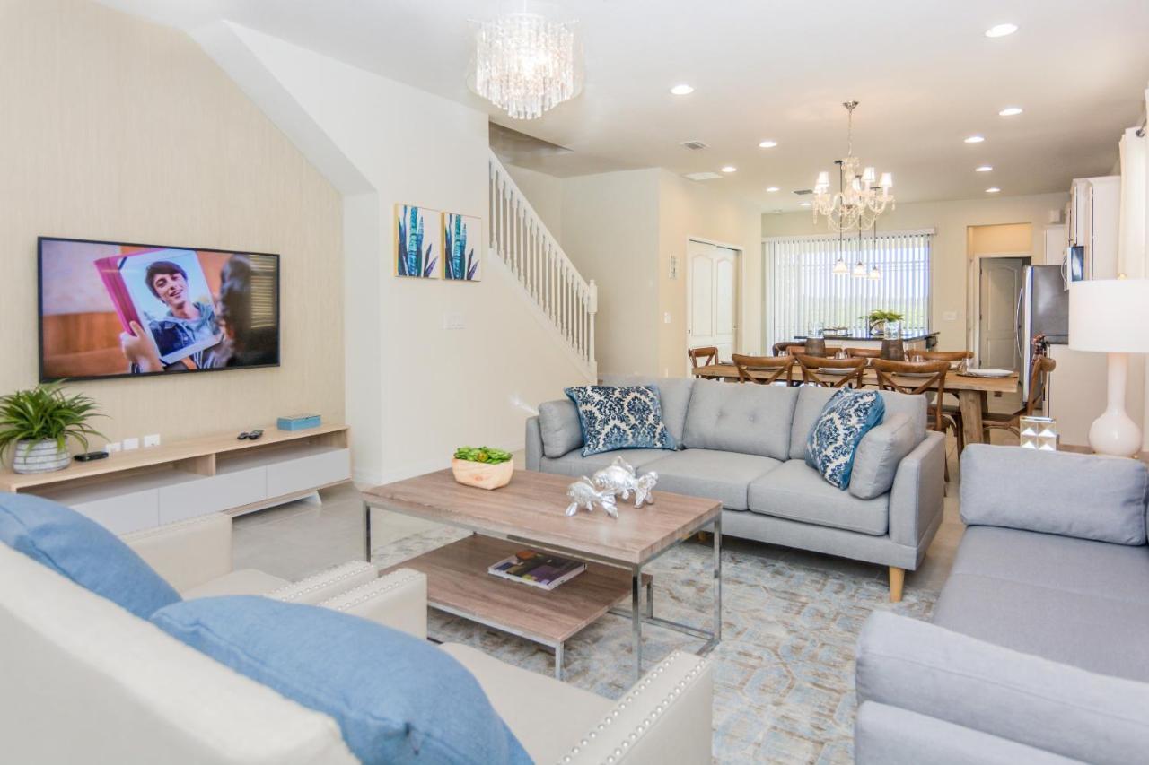 Holiday home Luxurious Vacation At Westside 8973