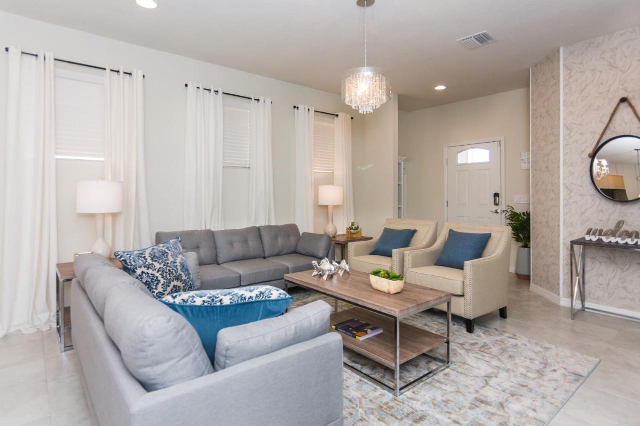 Luxurious Vacation At Westside 8973 Holiday home