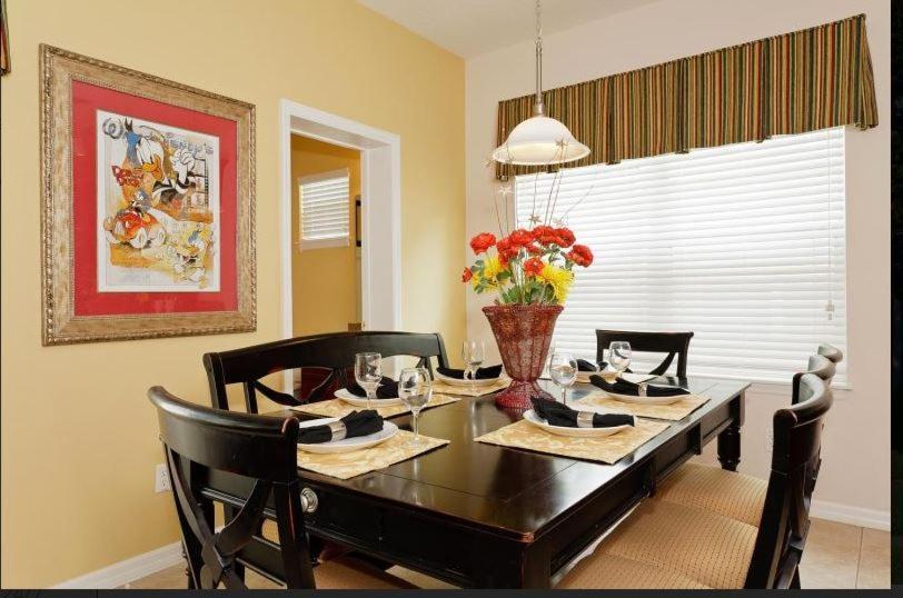 Ly235478 - Arcadia Estates - 5 Bed 4.5 Baths Villa