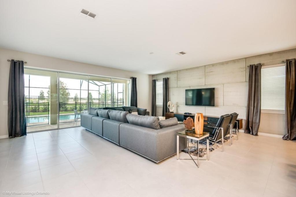 Sunshine Ridge Loop #258891 Villa