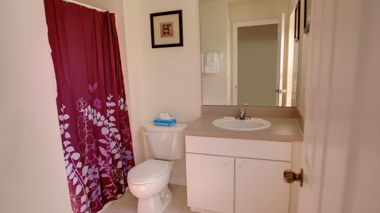 Villa Kensington Townhome With Pool At Terra