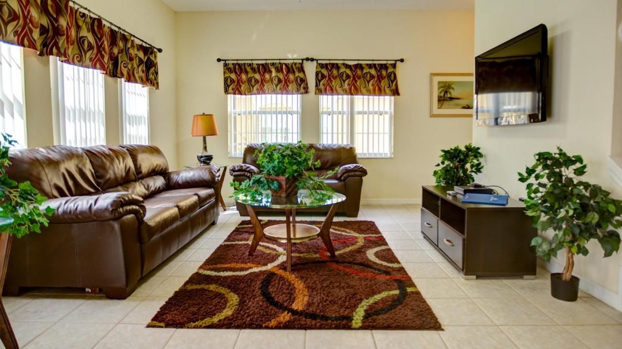Villa Kensington Townhome With Pool At Terra *
