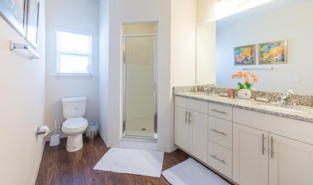 8978 Shine Dr Townhouse * Orlando