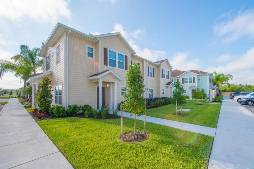 Holiday home 8978 Shine Dr Townhouse Orlando