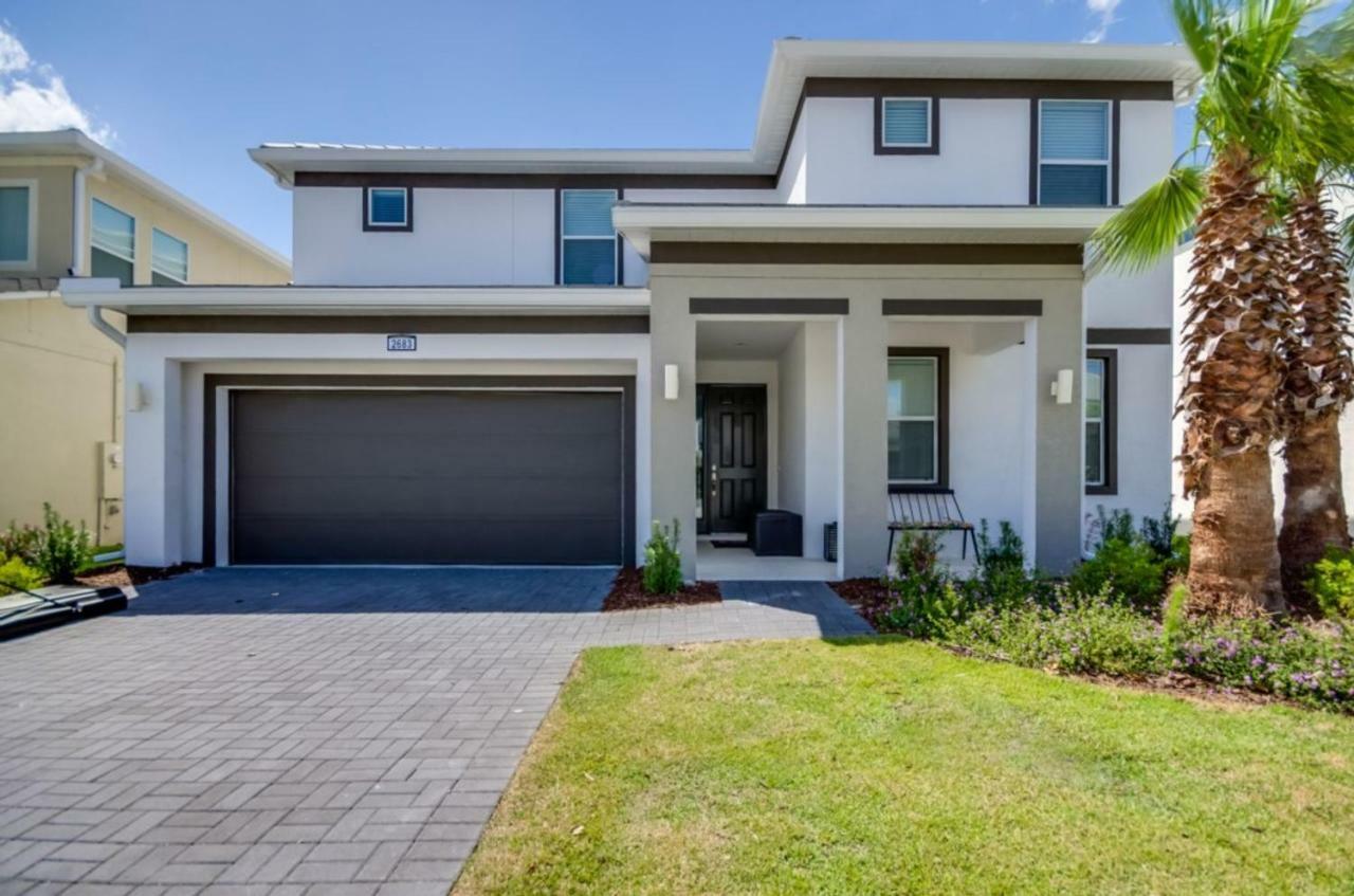 Wonderful Single With Private Pool And Game So2683