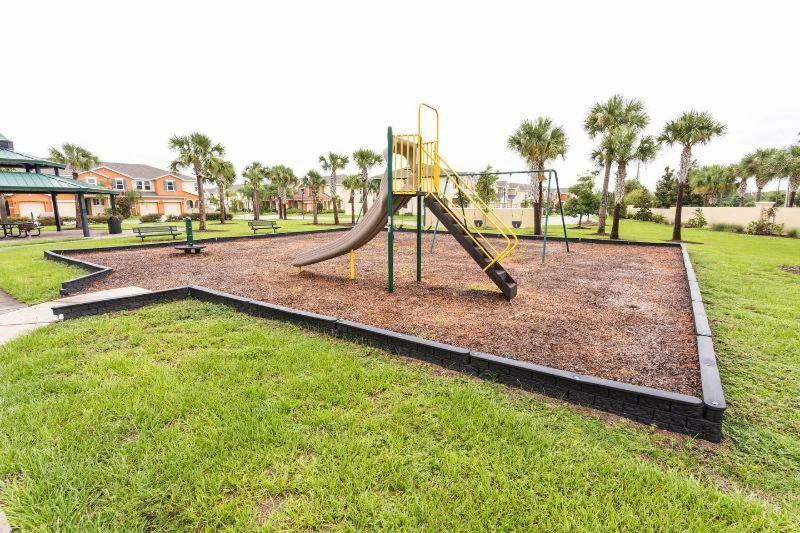 Compass Bay- 4 Bedroom Townhome- 1950cy * Orlando