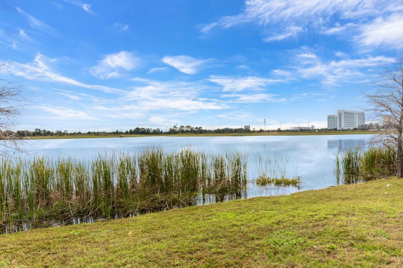 Tideview Circle Unit 38 *