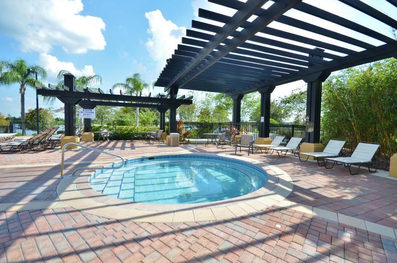 Shoreway Loop Unit 407 * Orlando