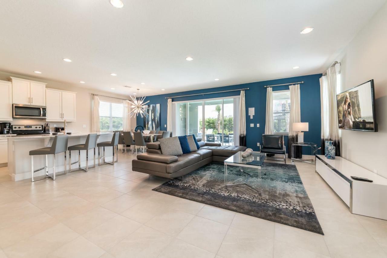 Grand By Rentyl With Media Room, Air Hockey And Water Park Access - 7443m Holiday home *
