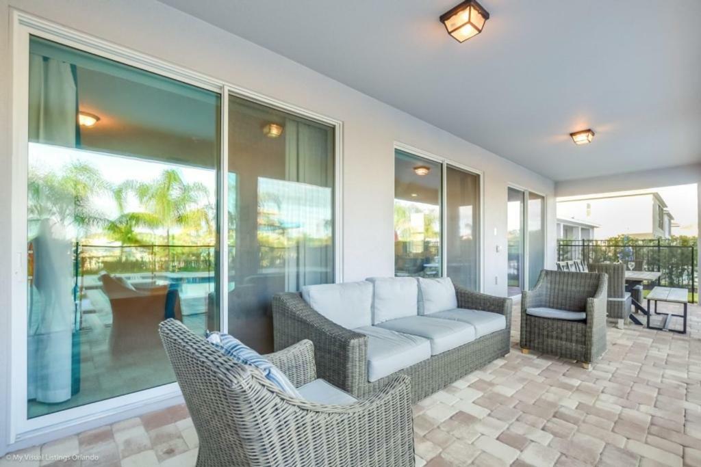 Villa Reunion Encore 9 Bedroom Home! *