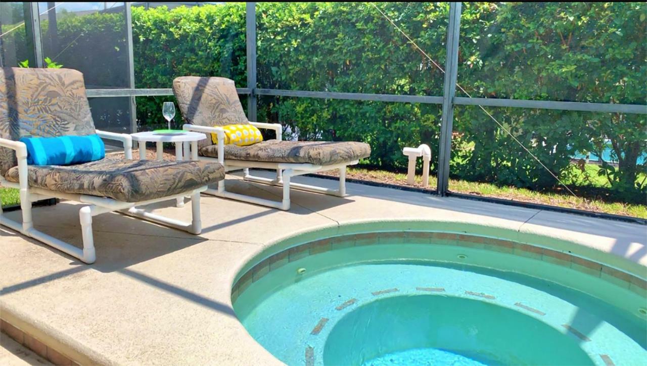 Sunshine Villa: Affordable Luxury Near World Orlando
