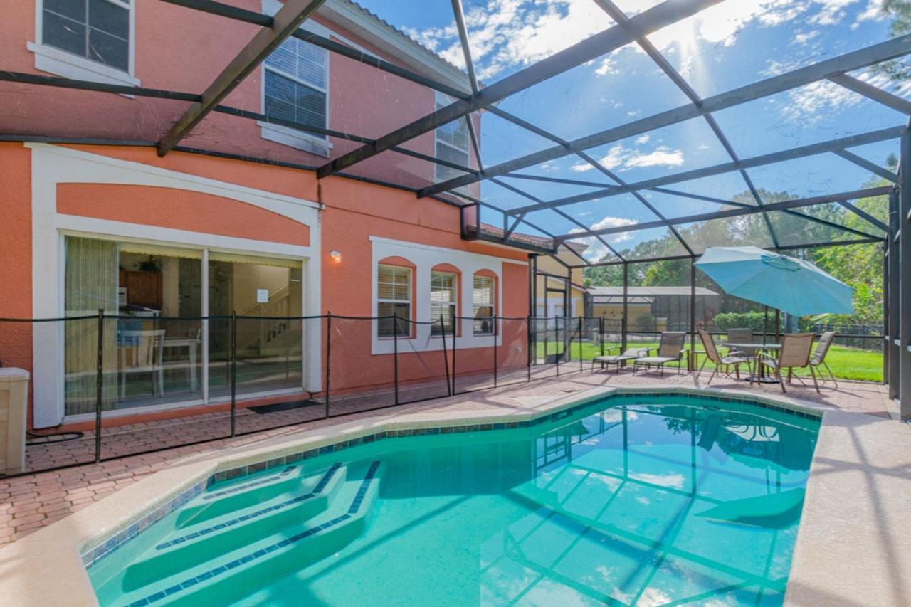 Encantada - 3010 Yellow By Fairytale Vr Apartment
