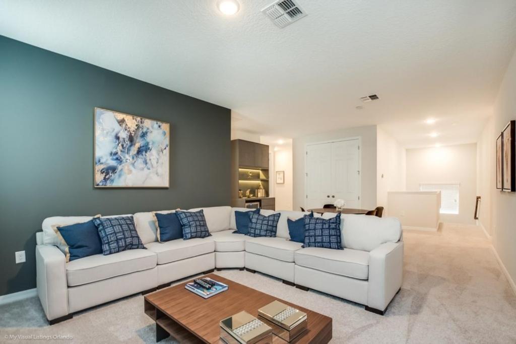 Villa Solara 9 Bedroom 6 Bathroom Orlando