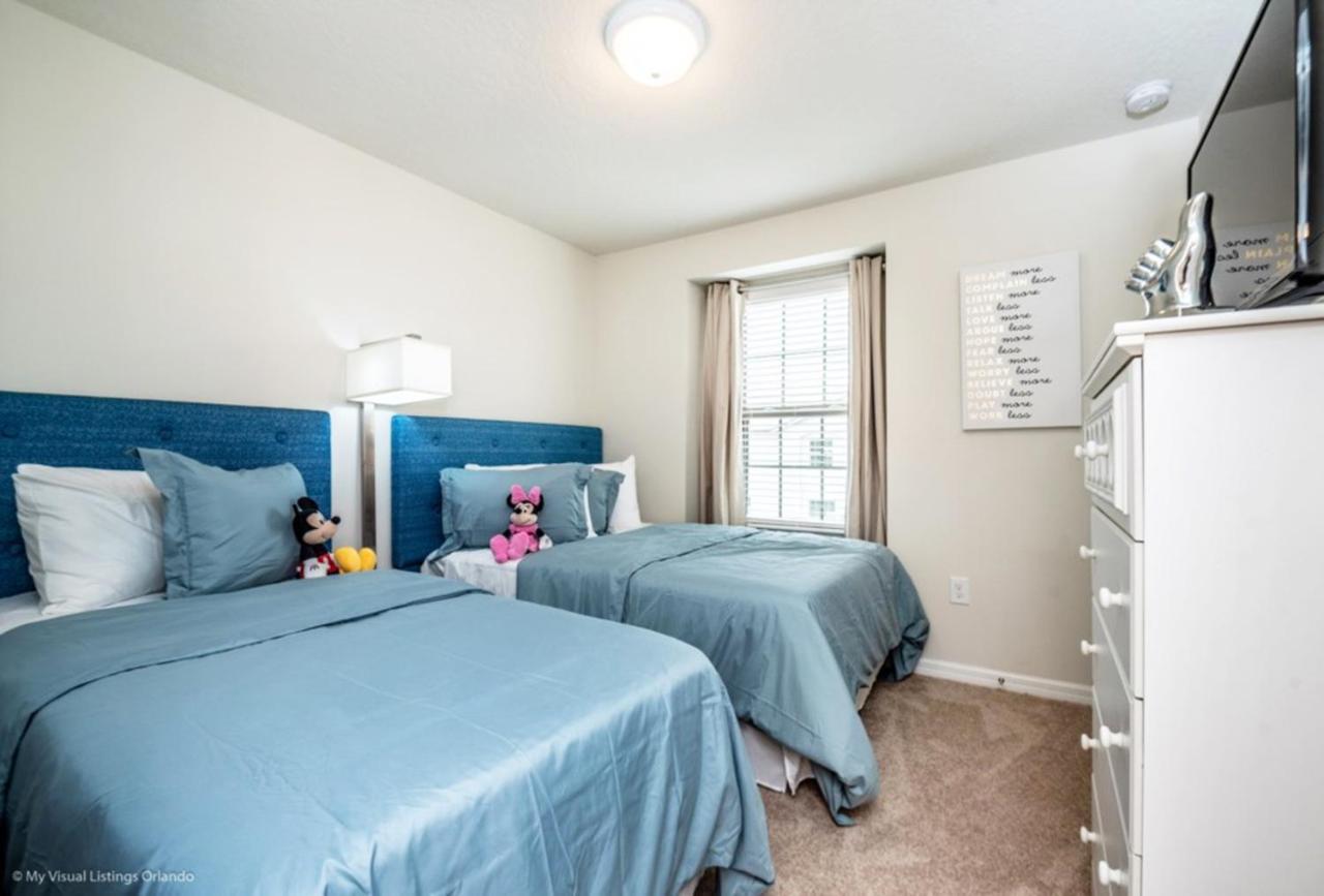 5 Bedroom Townhome In Windsor At Westside
