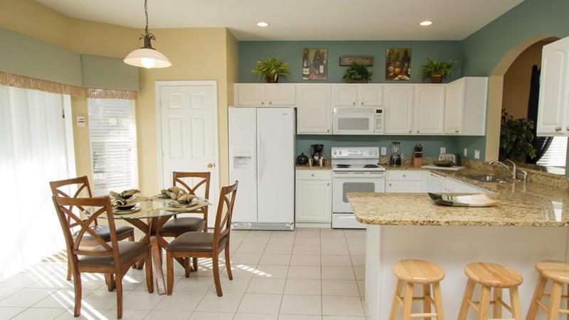 Holiday home Luxurious 6 Bedroom 4 Bath In Windsor Hills Orlando