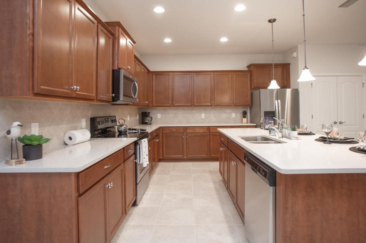 9 Bedroom Vacation In Windsor At Westside Villa Orlando