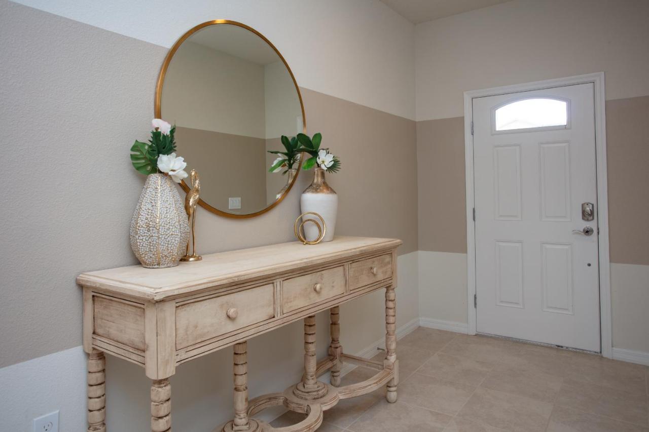 9 Bedroom Vacation In Windsor At Westside Villa Orlando