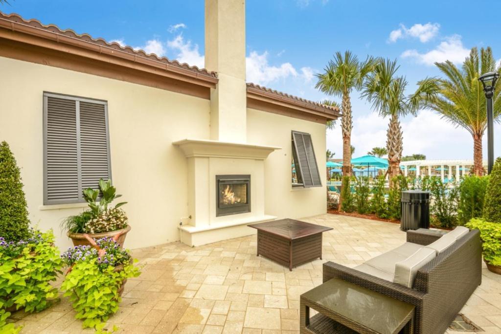 Villa 9 Bedroom Vacation In Windsor At Westside *