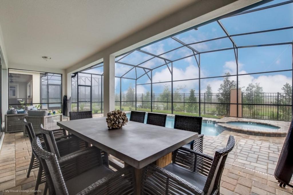 Solara 9 Bedroom 6 Bathroom Orlando