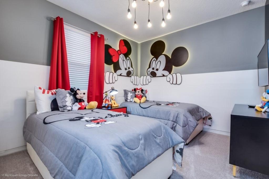 Solara 9 Bedroom 6 Bathroom * Orlando
