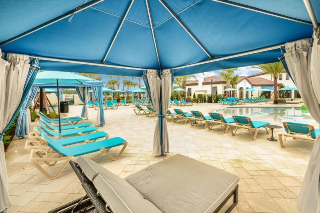 Conveniently Located Near - Family Friendly Orlando