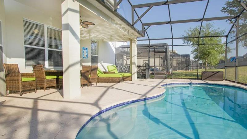 Luxurious 6 Bedroom 4 Bath In Windsor Hills * Orlando