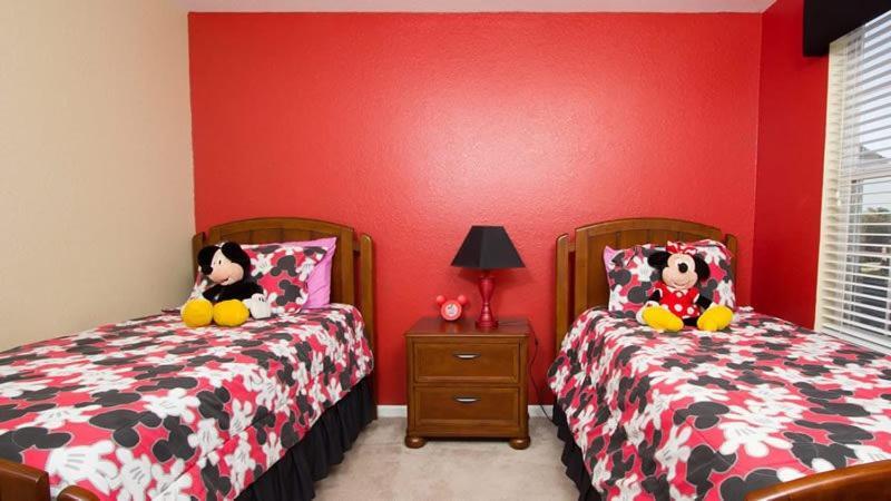 Holiday home Luxurious 6 Bedroom 4 Bath In Windsor Hills *