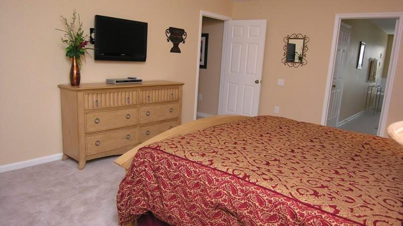 Excutive 6 Bedroom 4 Bath Pool And Spa Home Holiday home