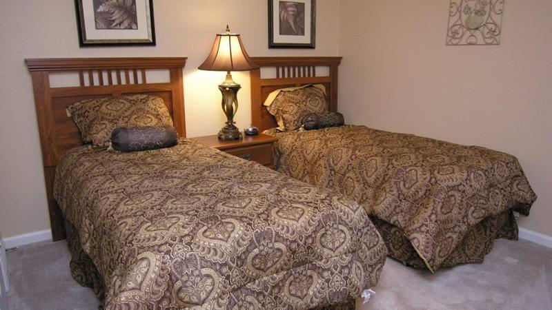 Holiday home Excutive 6 Bedroom 4 Bath Pool And Spa Home *