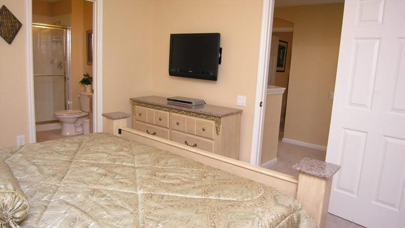 Holiday home Excutive 6 Bedroom 4 Bath Pool And Spa Home
