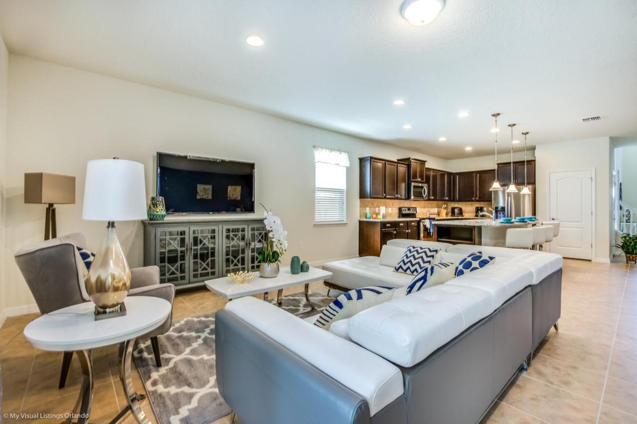 8875 Ultimate 8 Bedroom 6 Bathroom Windsor * Orlando