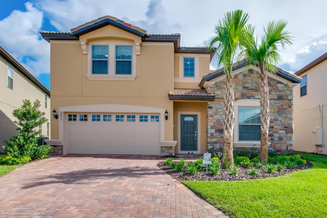 8875 Ultimate 8 Bedroom 6 Bathroom Windsor Villa Orlando