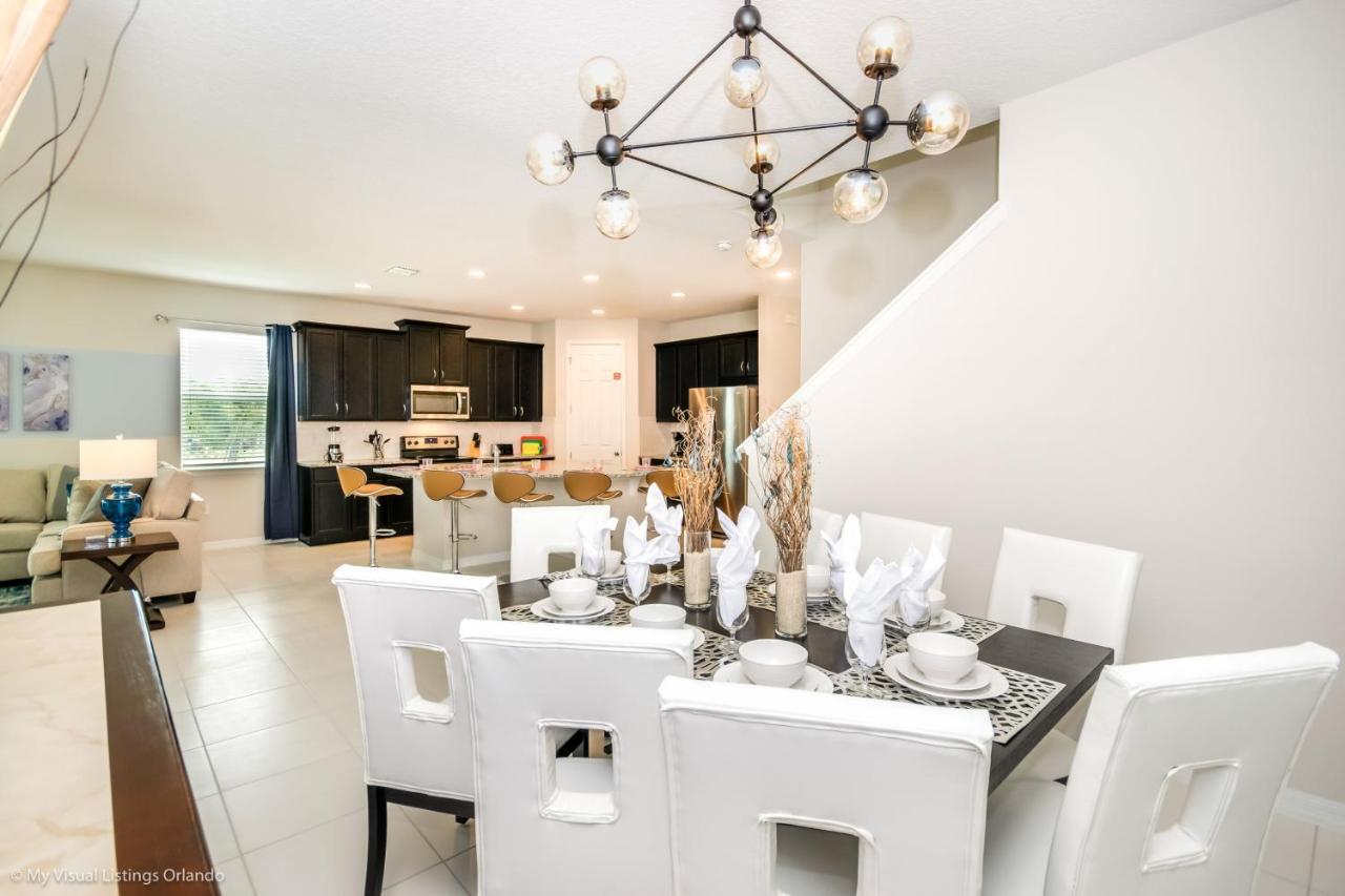 Brand New 7 Bedroom Private Pool 8 Min From Villa