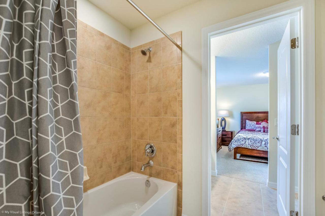 8875 Ultimate 8 Bedroom 6 Bathroom Windsor Villa