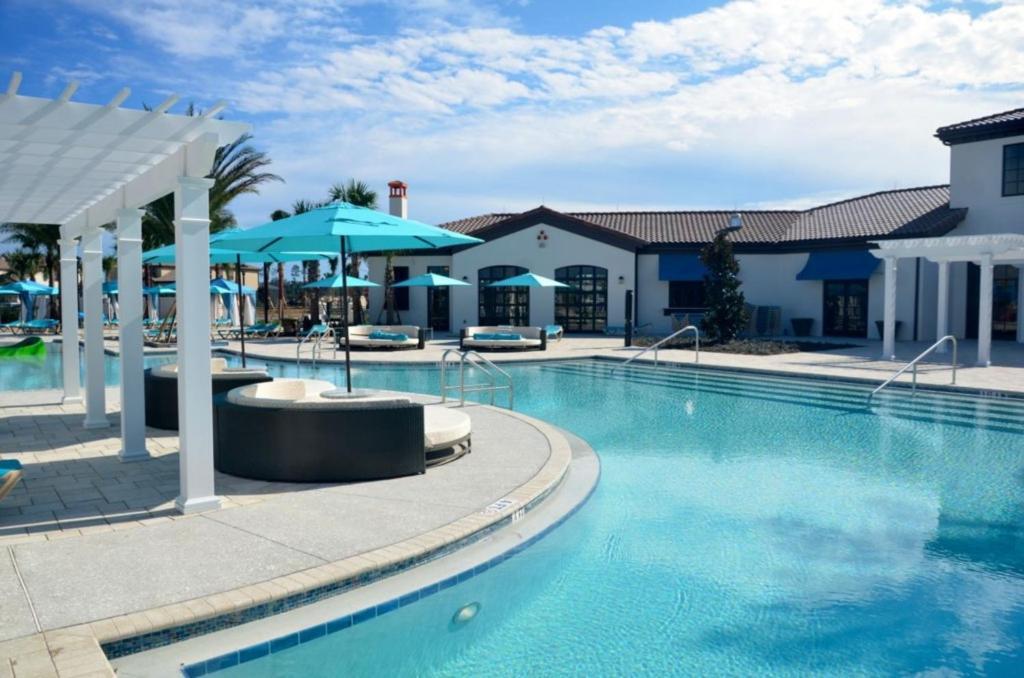 8875 Ultimate 8 Bedroom 6 Bathroom Windsor * Orlando