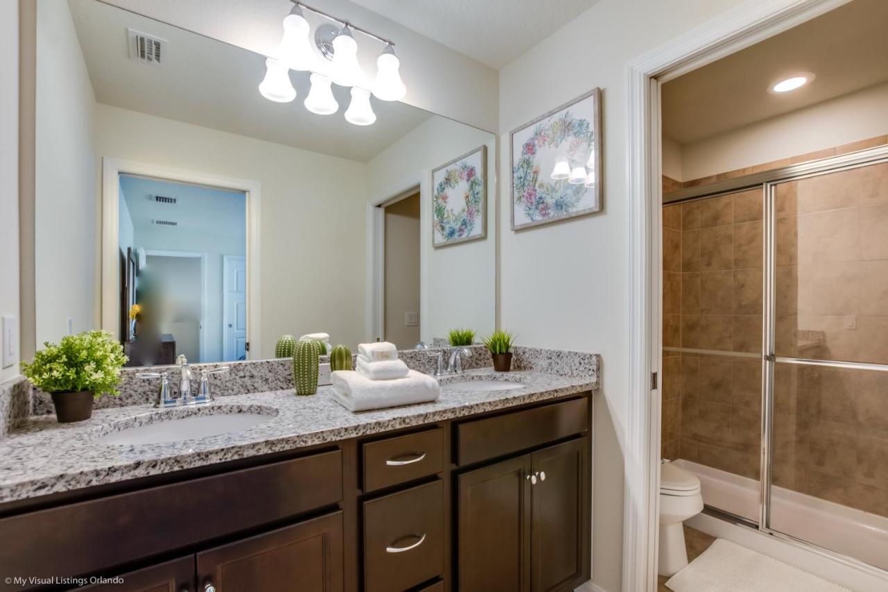 8875 Ultimate 8 Bedroom 6 Bathroom Windsor Orlando