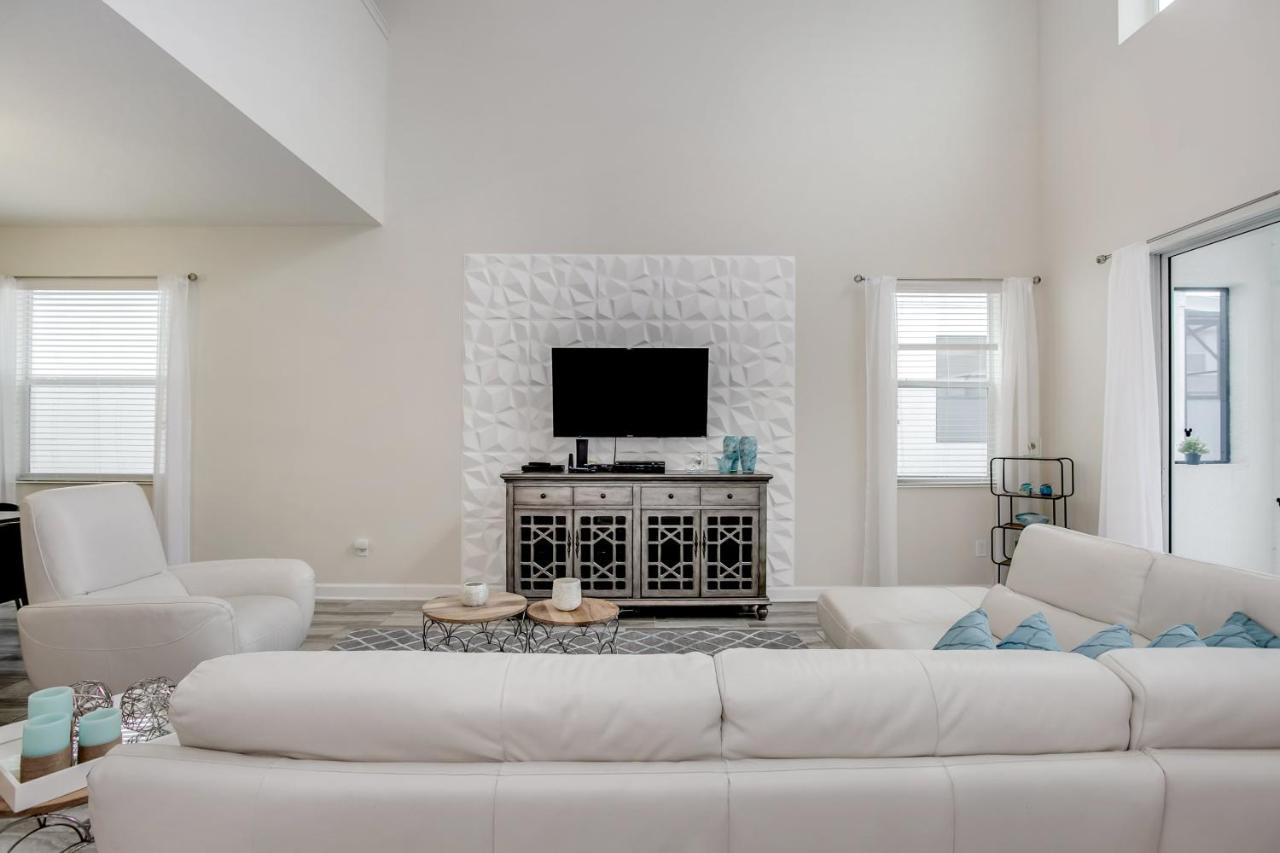 Elegant! 5bed 4ba Game Pool 4778kcc