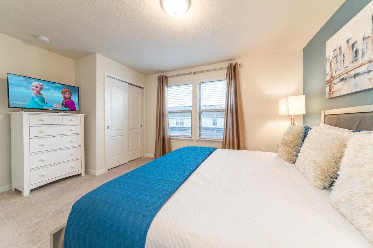 Amazing With Themed Bedrooms Holiday home *