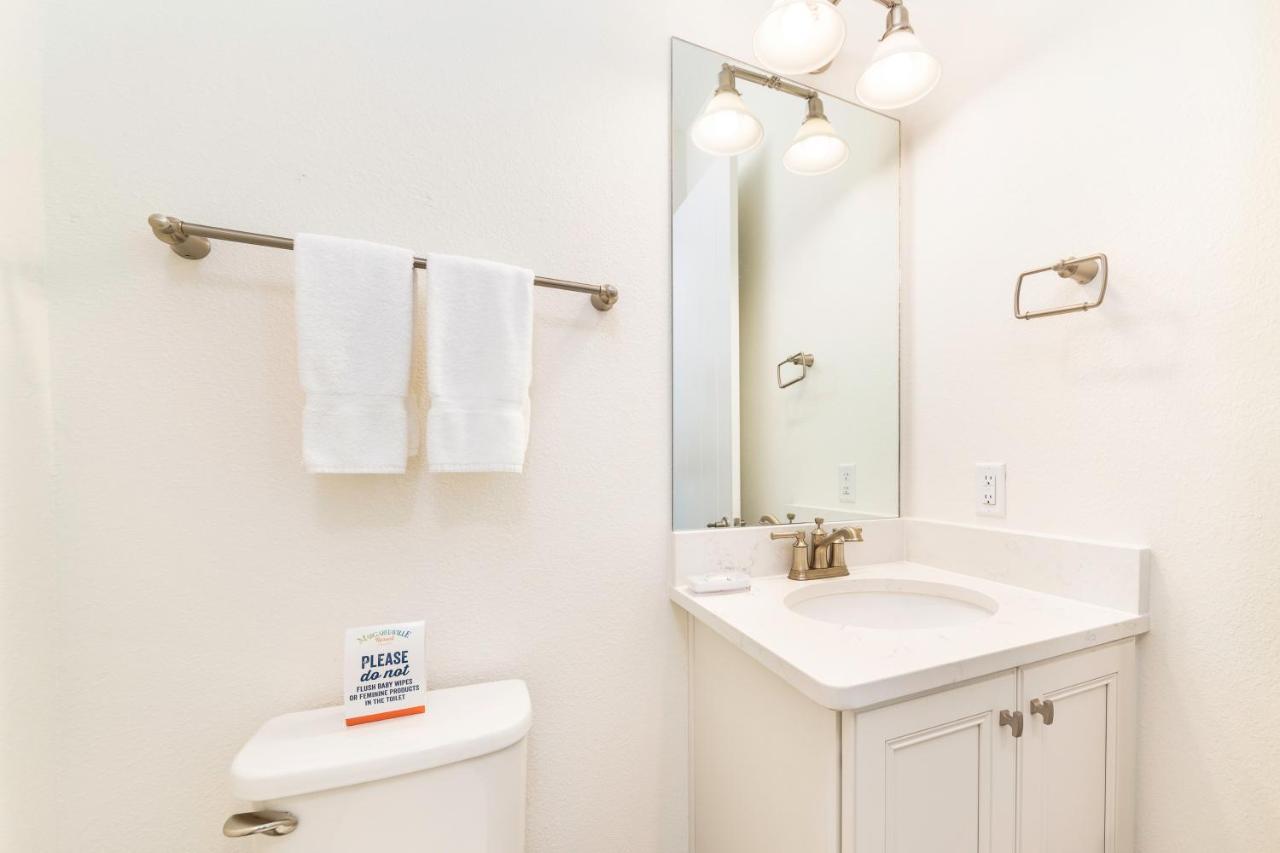 The Tipsy Islander With Hot Tub Near Disney With Margaritaville Access - 8044su Holiday home Orlando