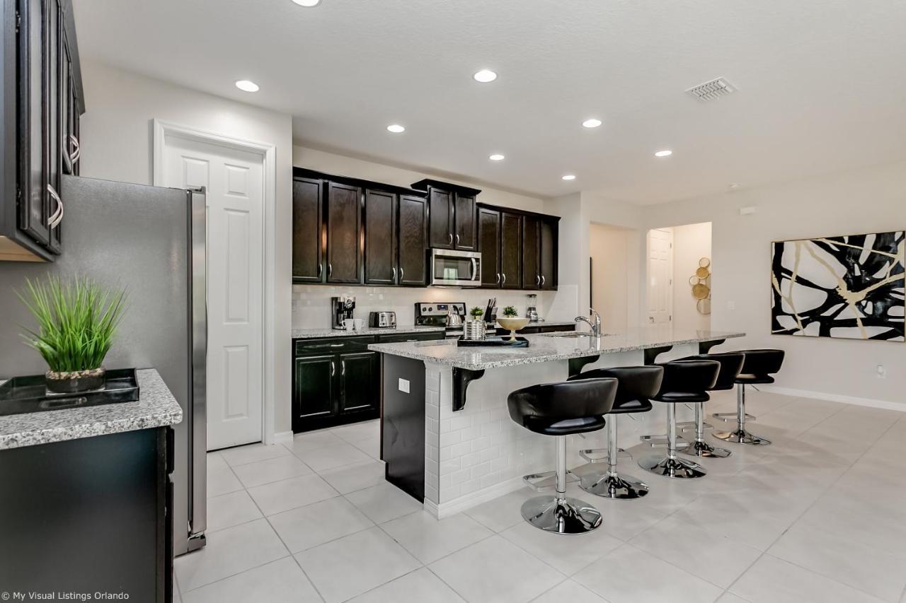Villa 1644 Nassau Point Trail