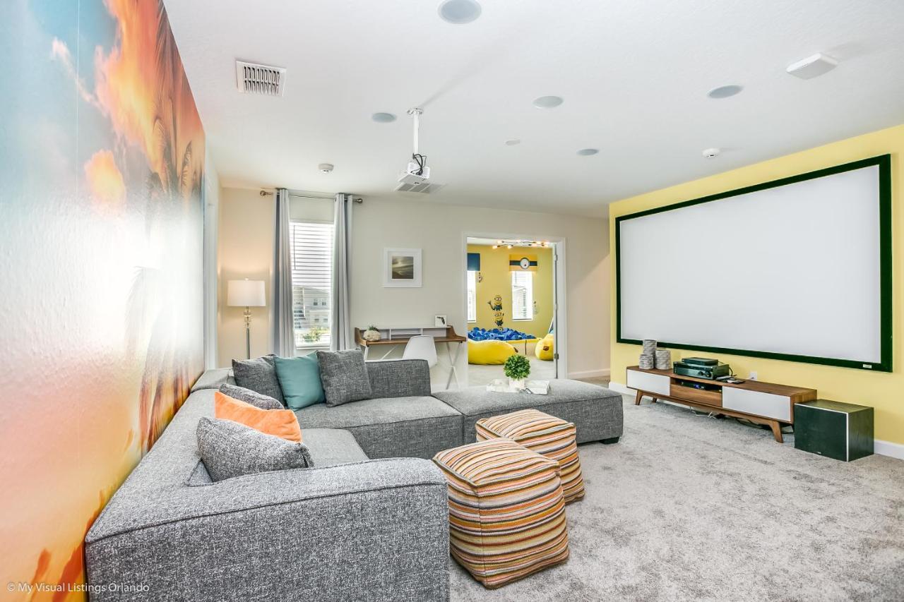 Villa 2873 Stanza Court