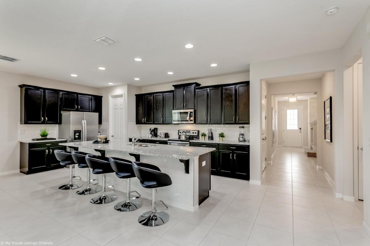 1644 Nassau Point Trail * Orlando