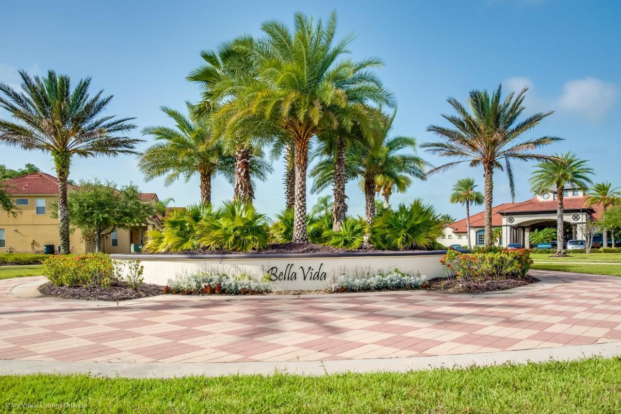 4556 Alberto Circle Villa *