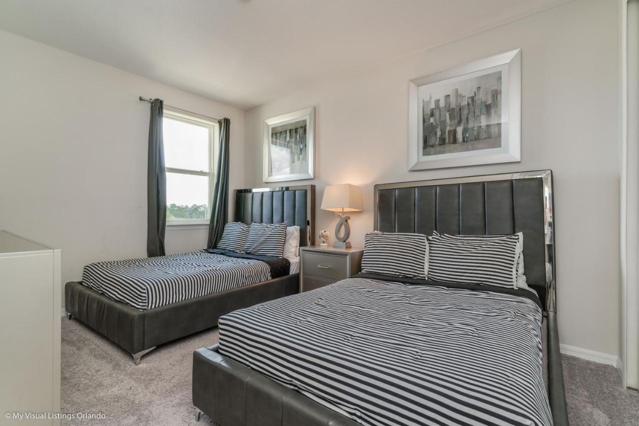 9025 Sunset Palms Terrace