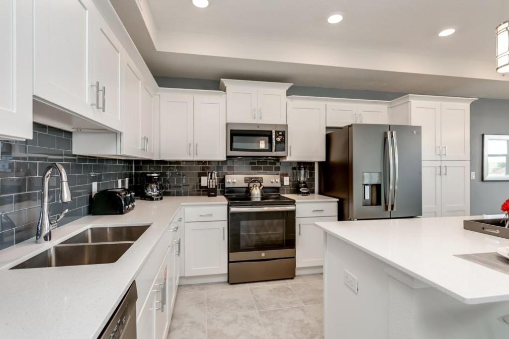 Amazing Story Brand New 3111u307 Apartment