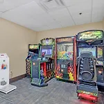 Near Disney - 1Br With Two Queen Beds - Pool And Hot Tub