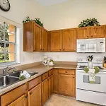 #253-Modern 4 Bed Home With Own Private Pool Close To Disney