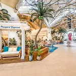 Colorful Villa Near Disney With Margaritaville Resort Island H20 Waterpark Access - 3197Cs